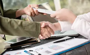 ¿Puedes obtener un préstamo si estás en Buró de Crédito? Conoce los mitos y soluciones