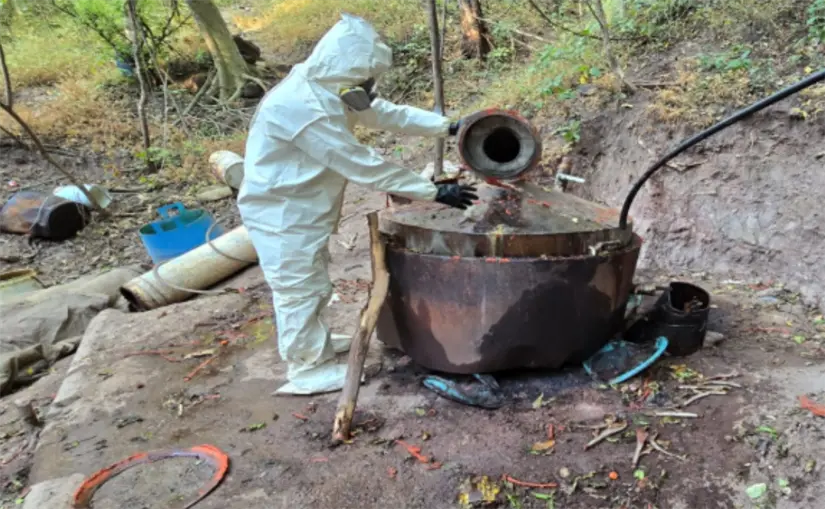 El narcolaboratorio fue asegurado para su análisis y destrucción. Foto: SSPC