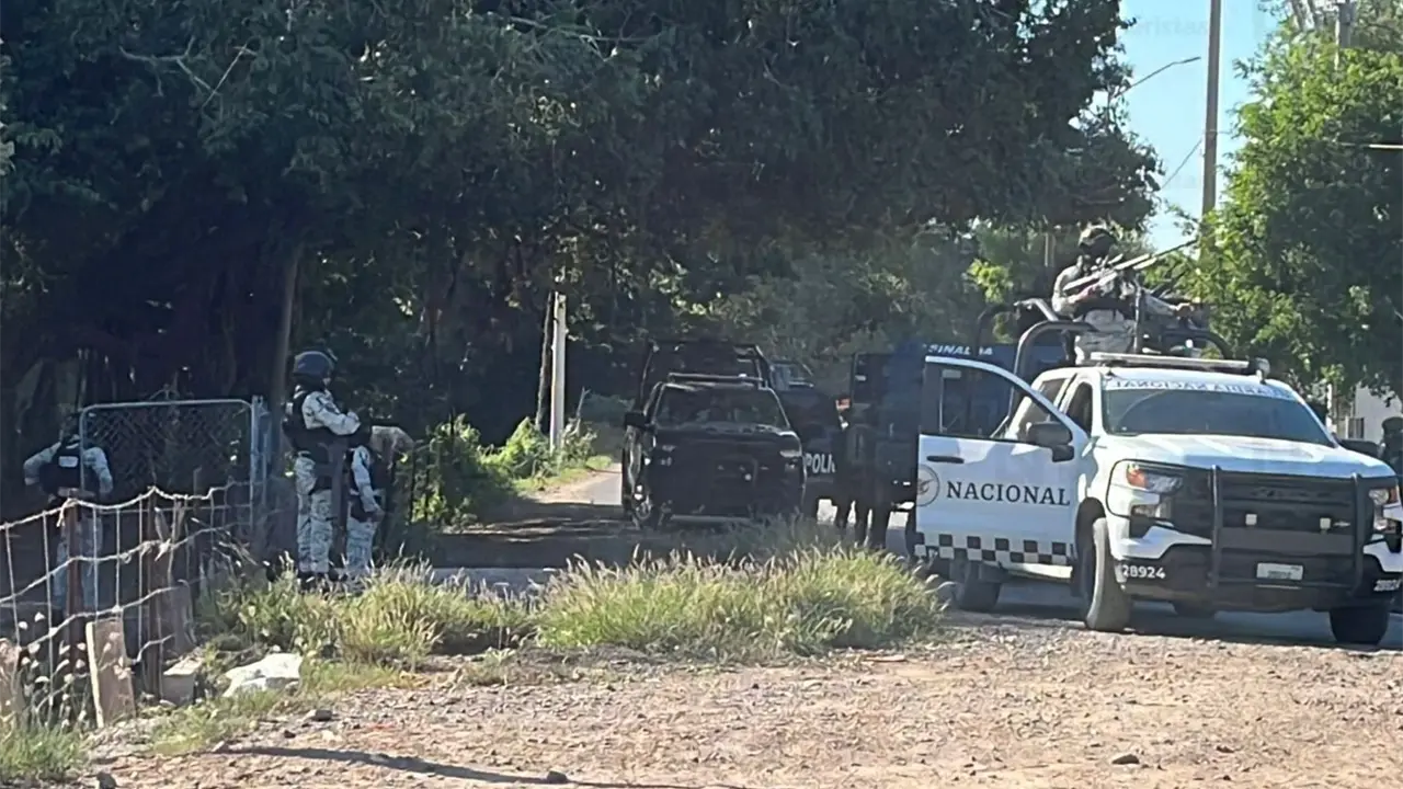 Omar García Harfuch informa sobre fuerte operativo en Sinaloa: 13 abatidos y 4 detenidos.