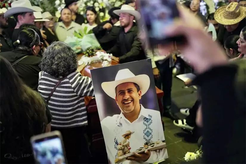 El asesinato del alcalde de Uruapan ha generado gran indignación en la población michoacana. Foto: Reuters