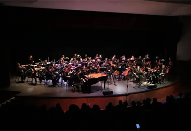 "El Teatro Lince se llena de energía con el concierto Stradivarius Barock de la OSSLA"