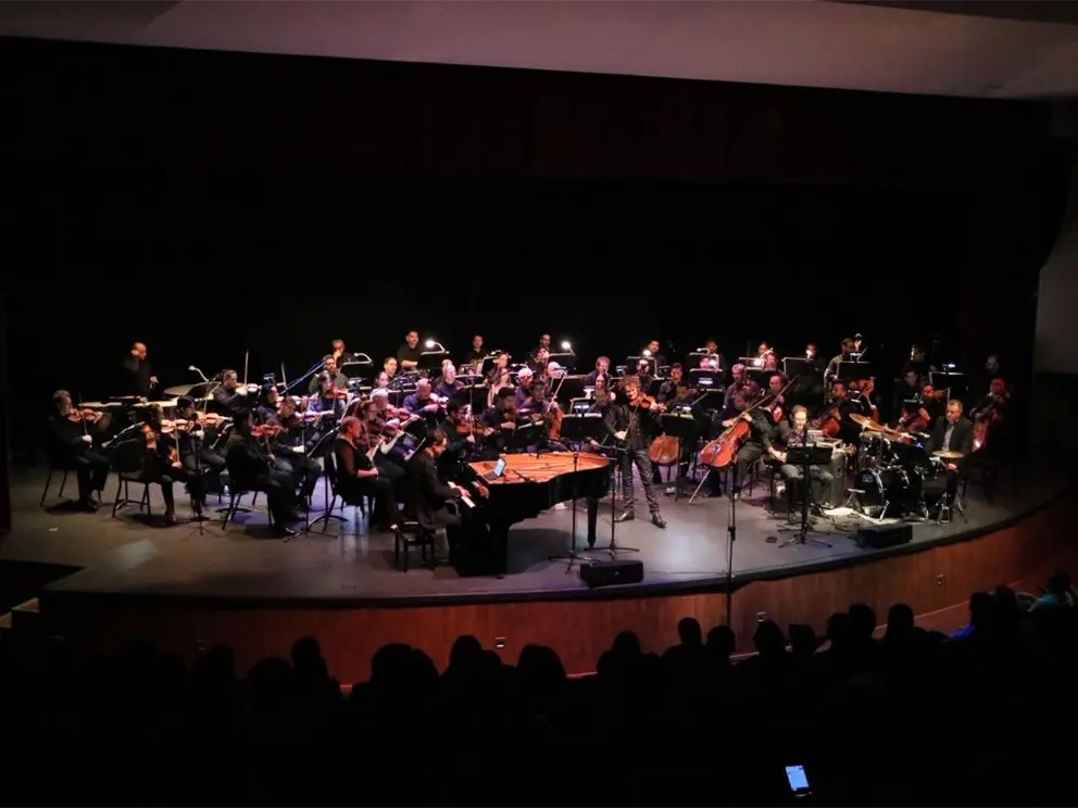 "El Teatro Lince se llena de energía con el concierto Stradivarius Barock de la OSSLA"