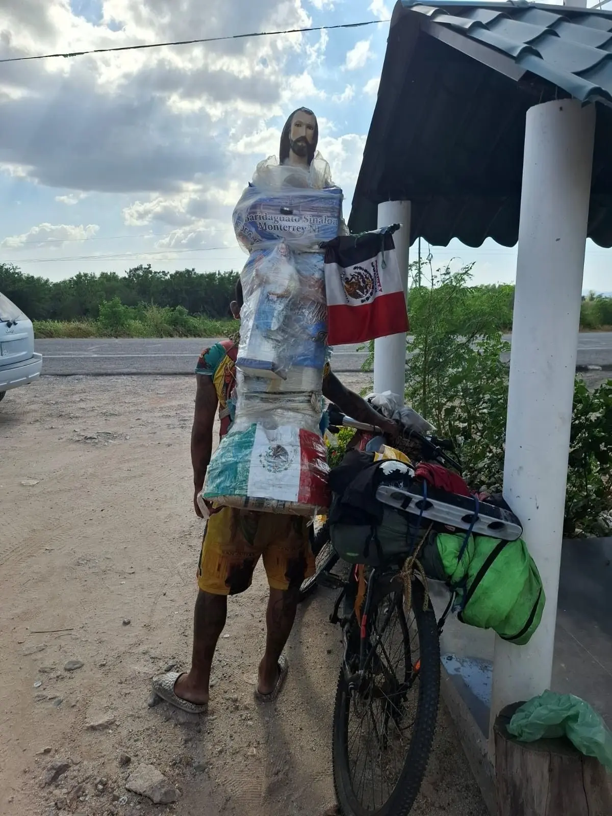 El yucateco en su viaje por Sinaloa. Foto: Brenda Camacho