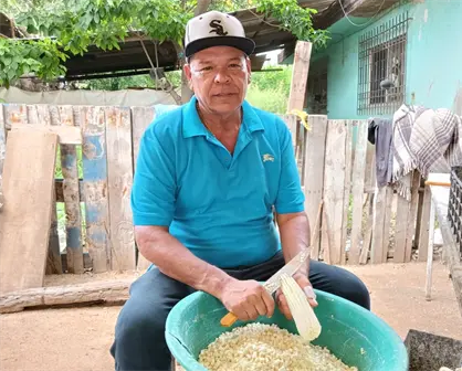 De la herencia al esfuerzo diario: la historia detrás de "Elotes Javier" en Loma de Rodriguera