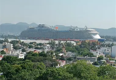 Mazatlán capta más de 486 millones de pesos por arribo de cruceros durante 2025