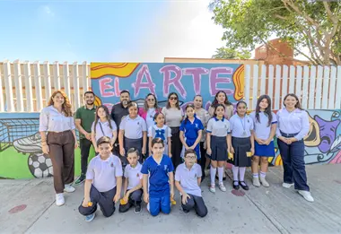 Niños de la Primaria Ángel Flores en Culiacán envían poderoso mensaje de paz a través del arte