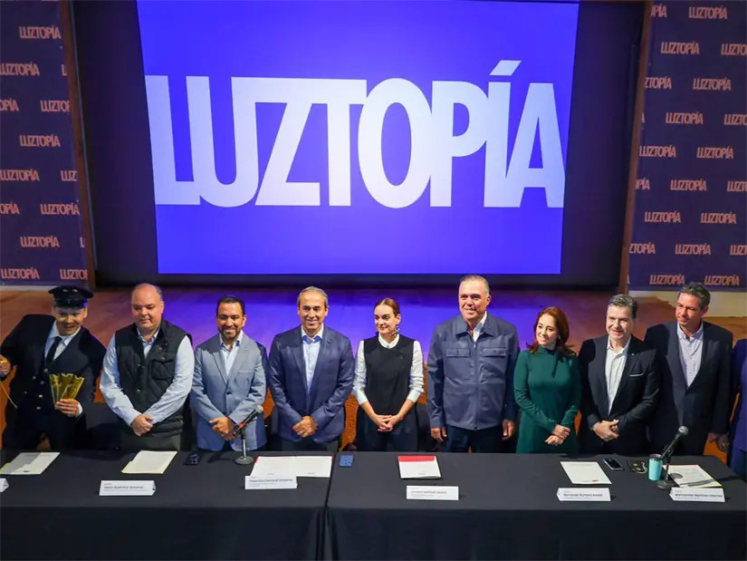 Presentan el festival de luces navideño, Luztopía 2025. Foto: Cortesía