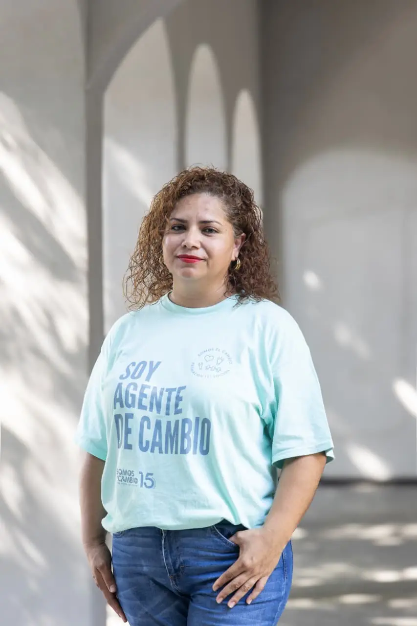 Fabiola Espinoza Medina, coordinadora ejecutiva del proyecto Líderes de Paz en Suma Sociedad Unida representó a Sinaloa y es Embajadora de Paz.