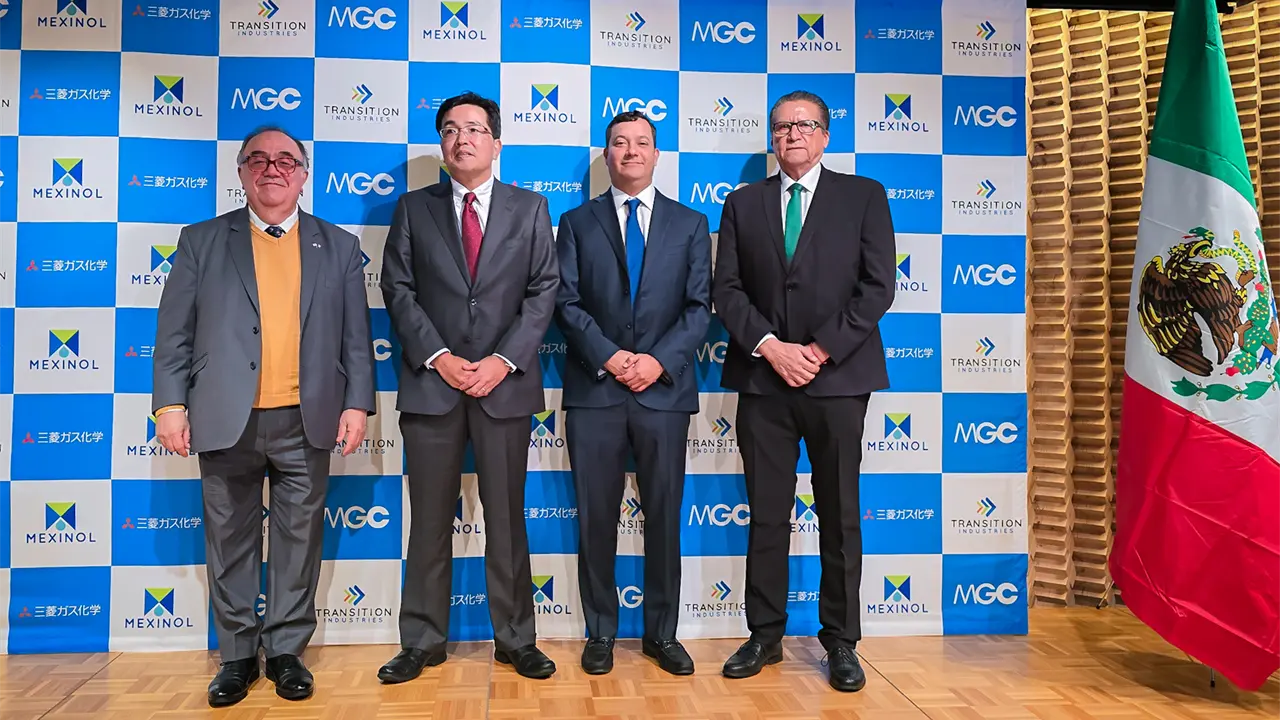 Histórica inversión de 3,300 mdd en Ahome firman acuerdo para planta de metanol sustentable.