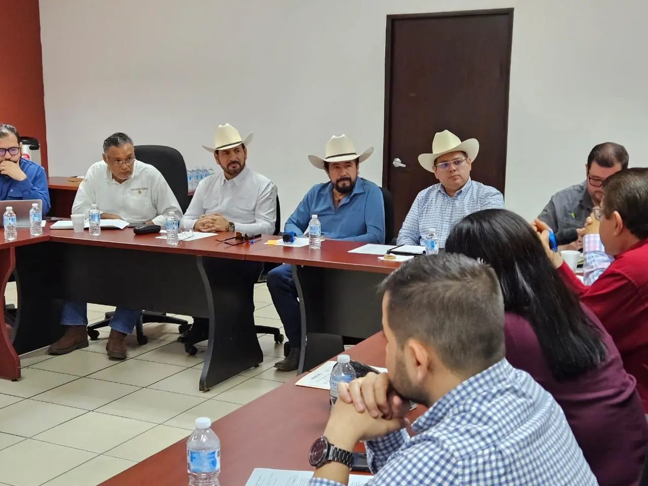 Autoridades estatales, federales y representantes del sector ganadero coincidieron en fortalecer la coordinación sanitaria.