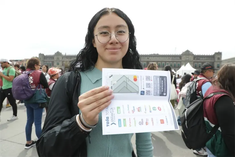 Conoce de que manera recibirás tu pago de la Beca de Transporte CDMX. Foto: Cortesía.