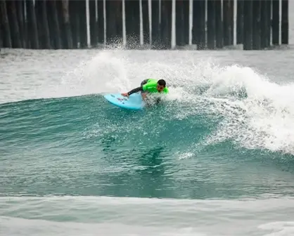 El mazatleco Martín Díaz logra bronce en Mundial de Para Surf en California