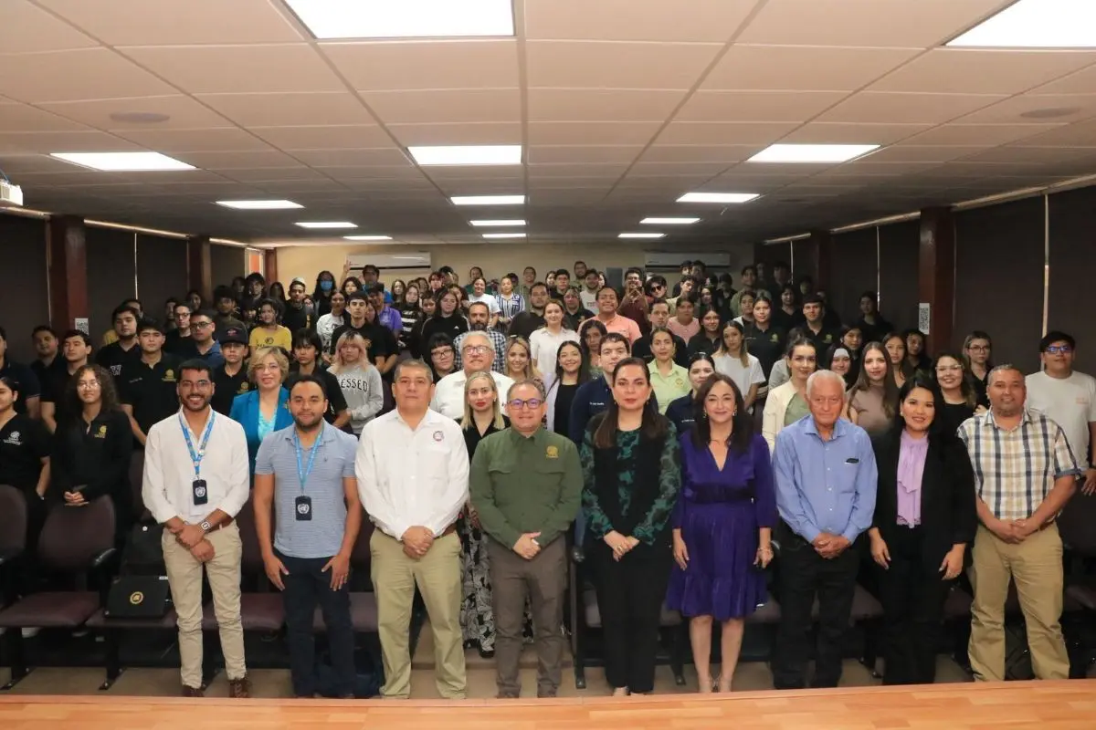 El Rector Dr. Pedro Flores Leal inauguró la Cátedra “Sergio Vieira de Mello” reafirmando el compromiso social de la UAdeO.