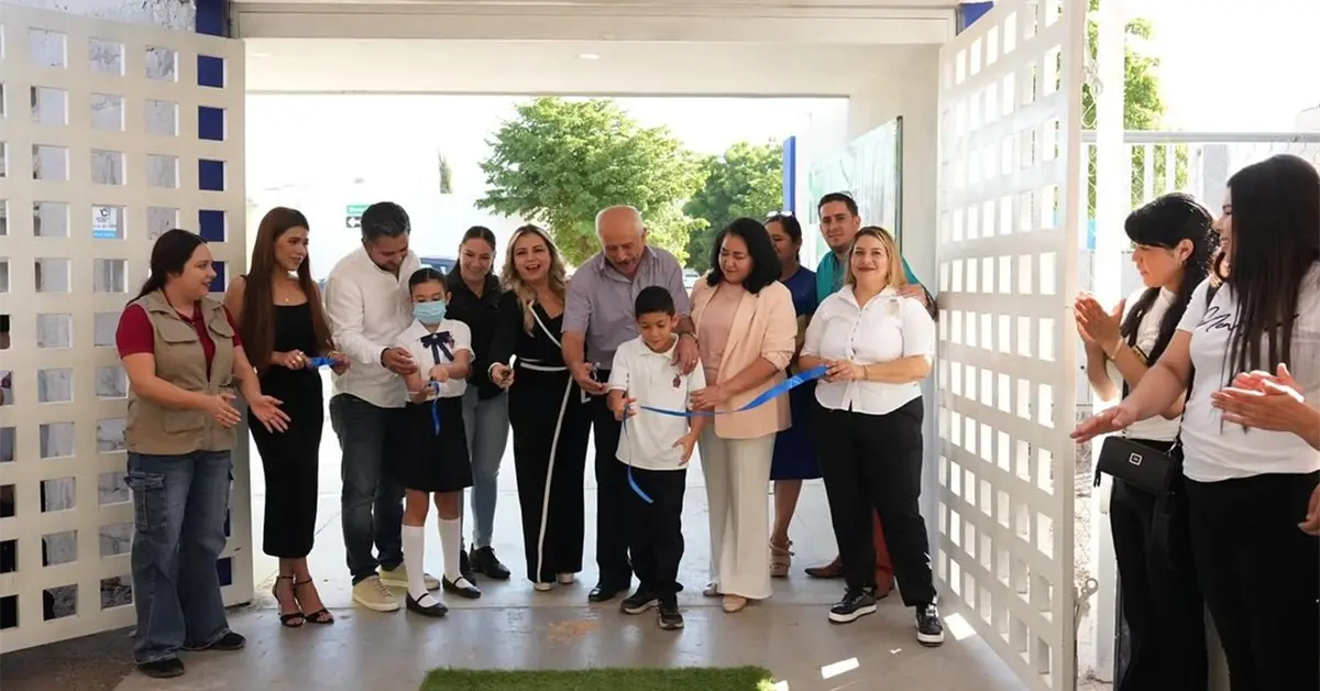 Con una nueva entrada mejora la seguridad y presentación de la primaria de Alturas del Sur en Culiacán