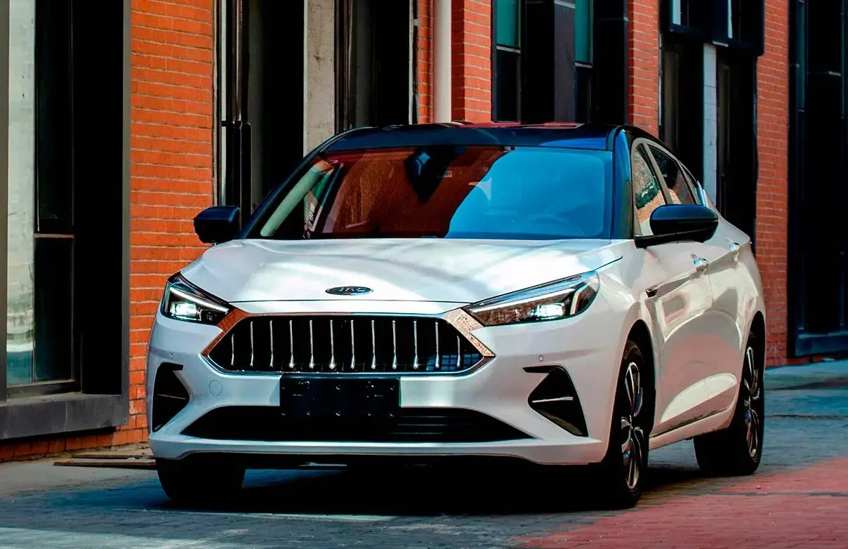 El JAC J7 te cautivará con su diseño elegante y deportivo. Foto: Cortesía