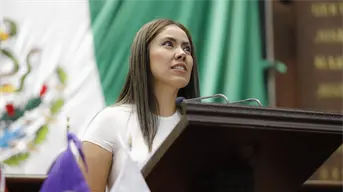 ¿Quién es la alcaldesa de Apatzingán y a cuál partido pertenece?