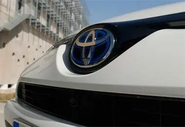 Toyota, Lexus y Subaru retiran más de 1 millón de vehículos del mercado por una falla en la cámara trasera