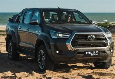 Con versiones eléctricas e híbridas, Toyota renueva al pick-up más vendido: Toyota Hilux 2026
