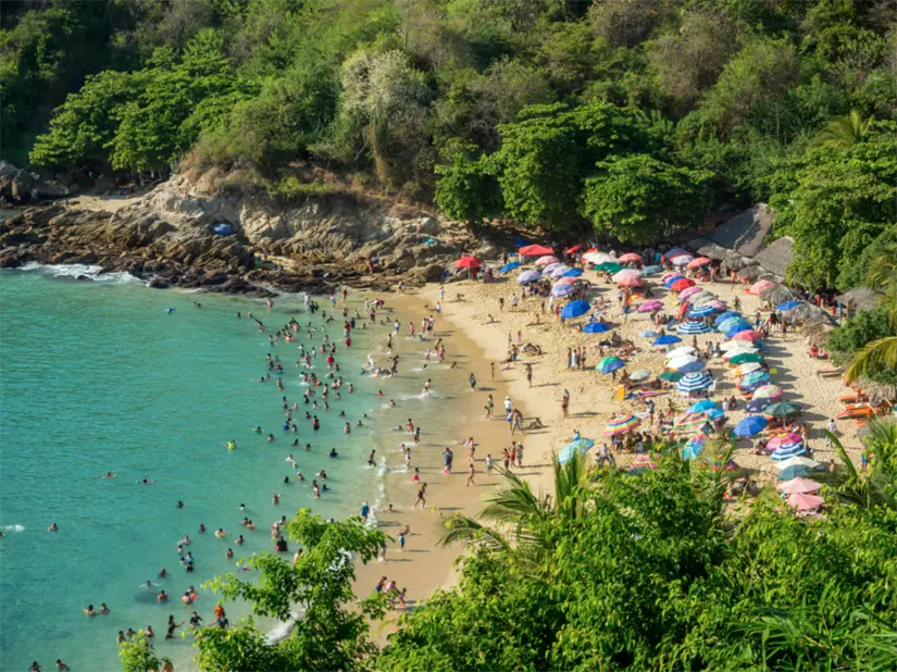 Playa Zicatela en Puerto Escondido, Oaxaca. Foto: cortesía.