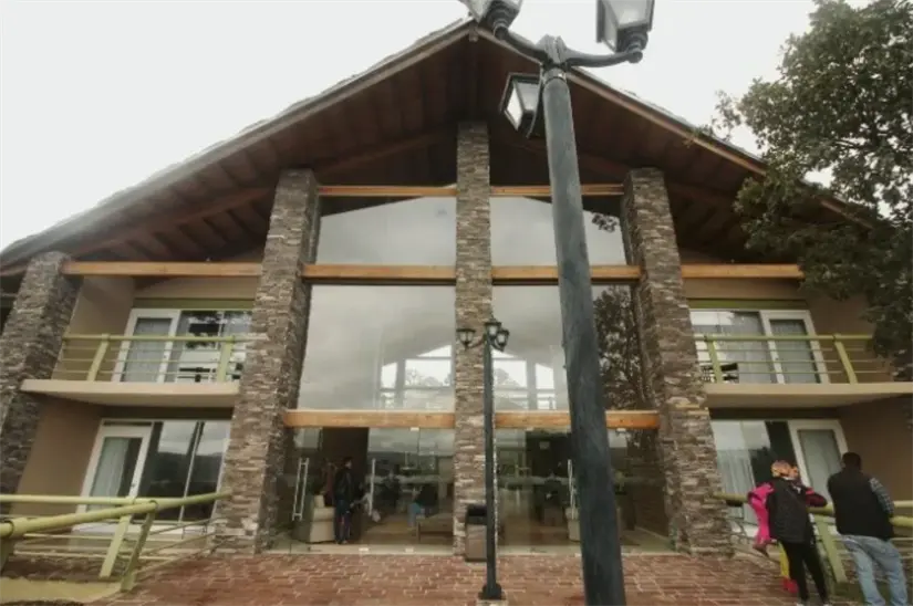Distintas cabañas ecológicas modernas y rústicas del Rancho Molinillos, un modelo de hospedaje sustentable en medio de la montaña duranguense. Foto El Informador