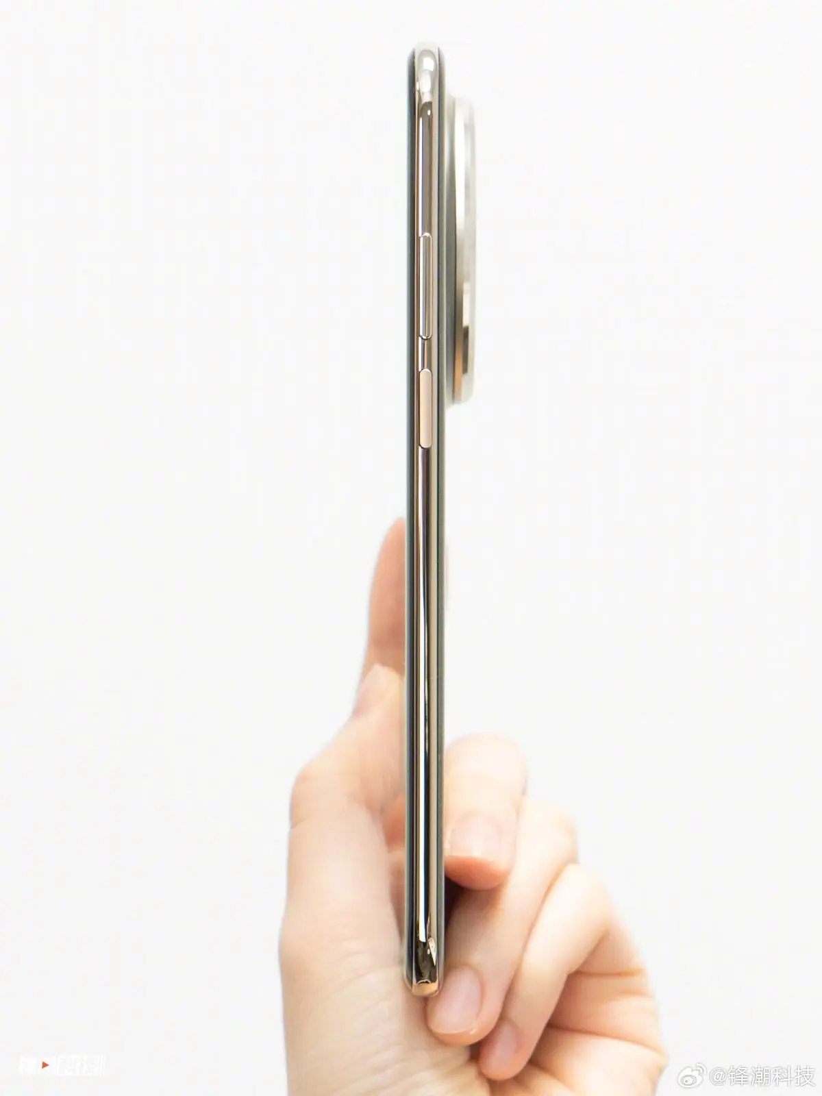 Huawei Mate 70 Air viene con cámara de 50 megapíxeles. Foto: Alexis Garza