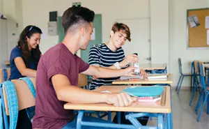 Nueva Beca Gertrudis Bocanegra, para apoyar a estudiantes con gasto de transporte; registro