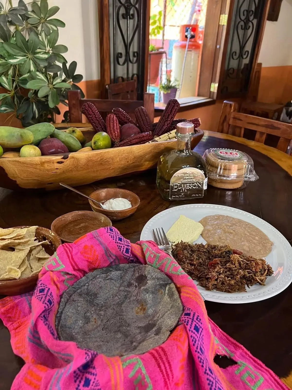 Ricos platillos puedes degustar en el restaurante La Misión de las Misiones.