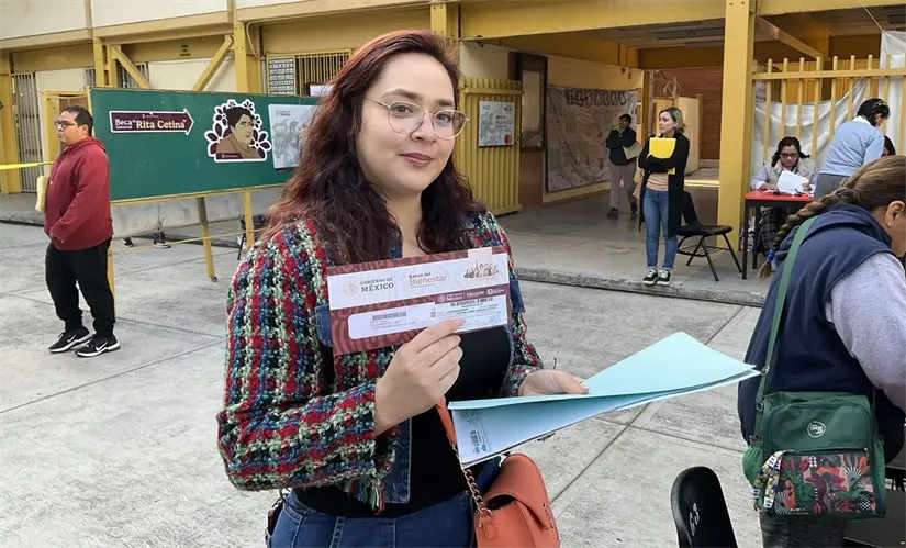 Por el momento, la beca solo es entregada a alumnos de secundaria. Foto: Cortesía. 