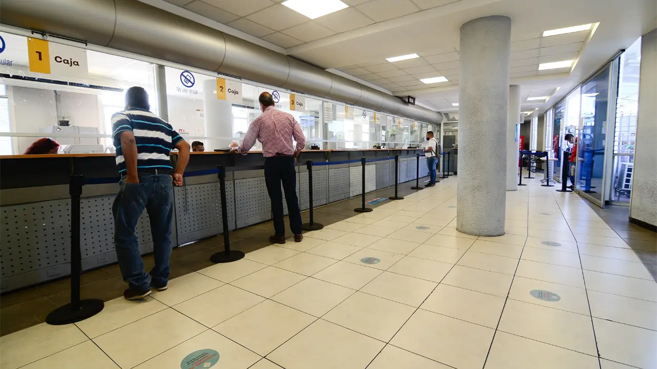 Descuentos en el pago del refrendo por el Buen Fin 2025 en Jalisco. Foto: Cortesía