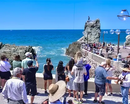 Mazatlán se llena de vida con la llegada de 8 mil visitantes a bordo de 3 cruceros turísticos