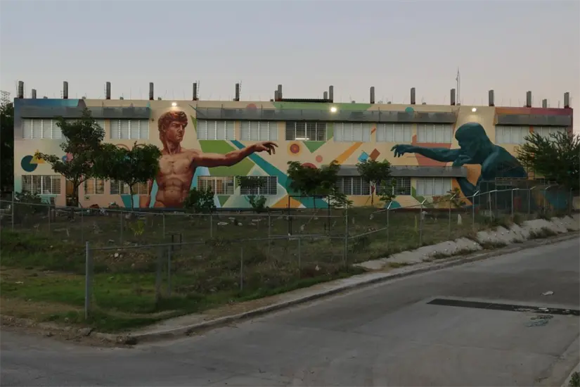 Esta obra monumental se realizó en un mes aproximadamente y, de acuerdo con Demetrio Estrella, buscan convertirla en un icono de relevancia para los estudiantes y aspirantes al mundo del arte en la escuela.