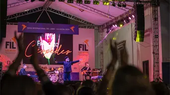 Francisco Céspedes llena de magia y nostalgia la última noche de la FIL Culiacán 2025