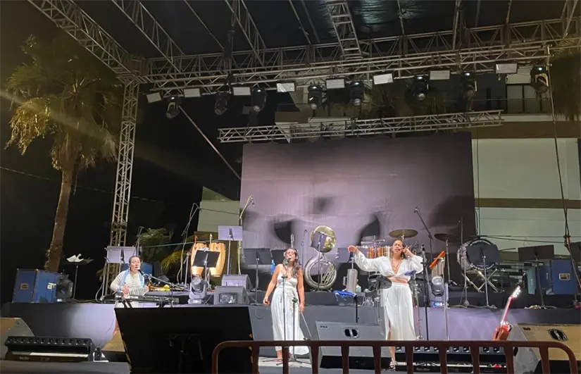 La agrupación mazatleca Keletias abrió la noche con canciones de su autoría. Foto: Tus Buenas Noticias