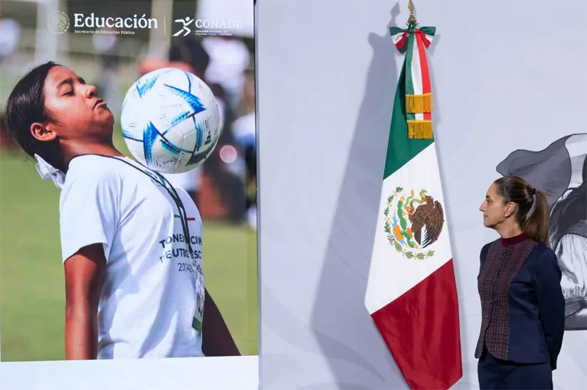 México prepara el Mundial 2026 con un enfoque social jóvenes recibirán más de 8 mil pesos al mes por participar en actividades turísticas y culturales.