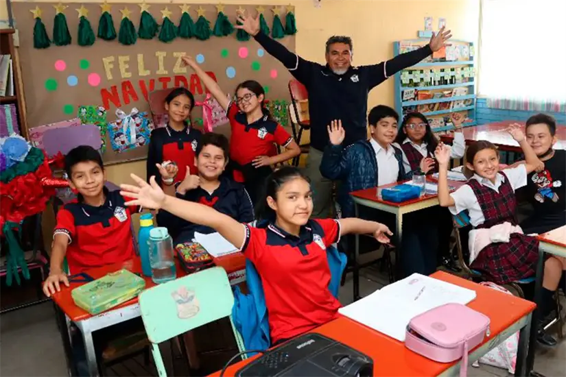 La SEP dio a conocer que no hay cambios en el calendario escolar, por lo que no habrá adelanto de vacaciones de navidad. Foto: Posta Mx.