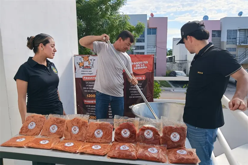 Surtidora de Alimentos del Pacífico nace de más de 30 años de experiencia familiar en el ramo cárnico, un legado que Erick Cruz transforma en un emprendimiento propio.