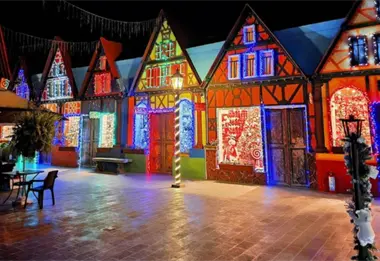 Mejores rutas para llegar a Tlalpujahua, donde la Navidad nunca termina