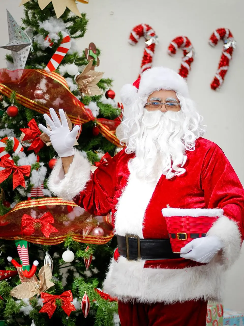 Comparsas y grupos artísticos afinan detalles para el festival previo que iniciará desde las 4.30 de la tarde en distintos puntos de la ciudad.