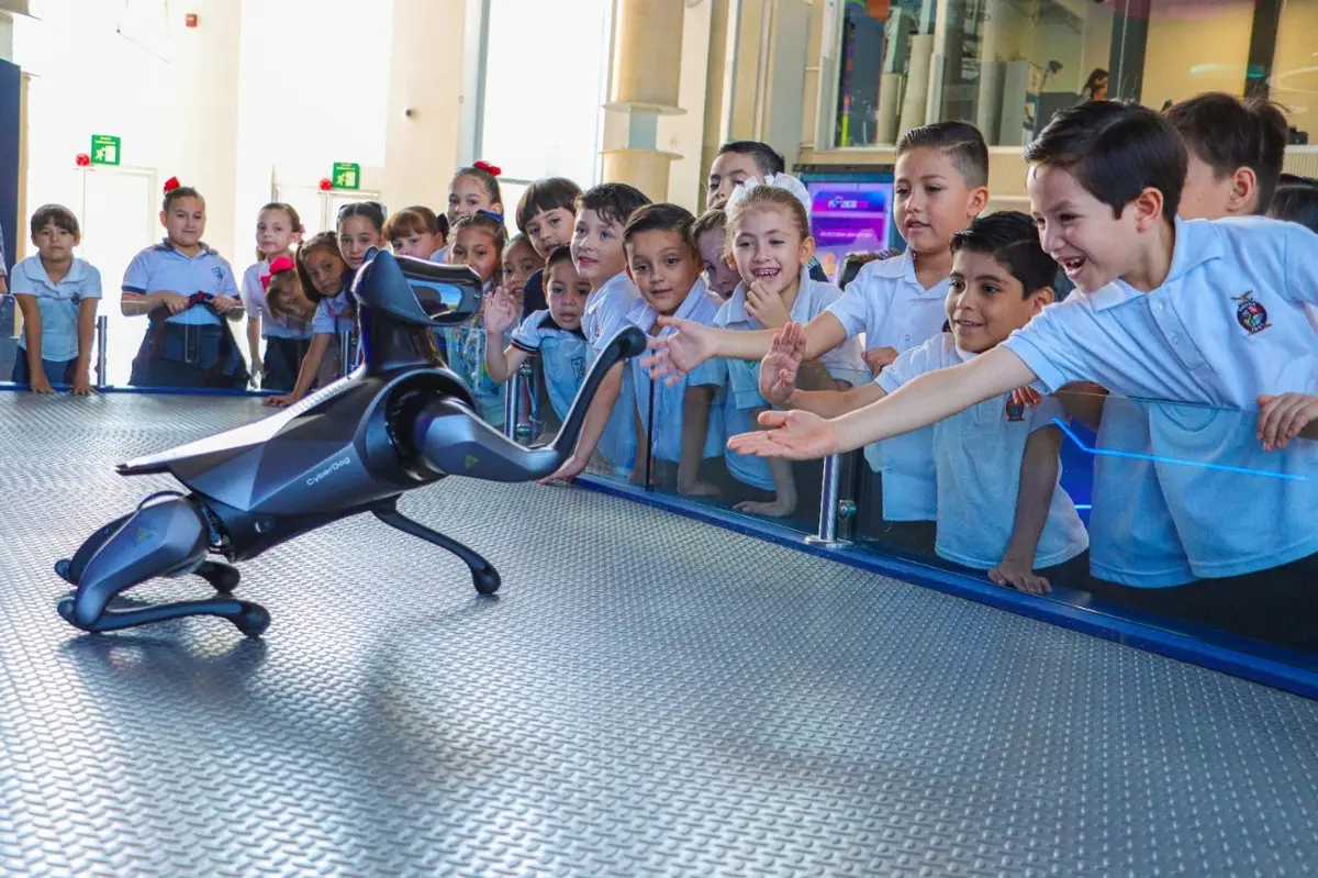 Los niños pudieron experimentar de cerca la ciencia.