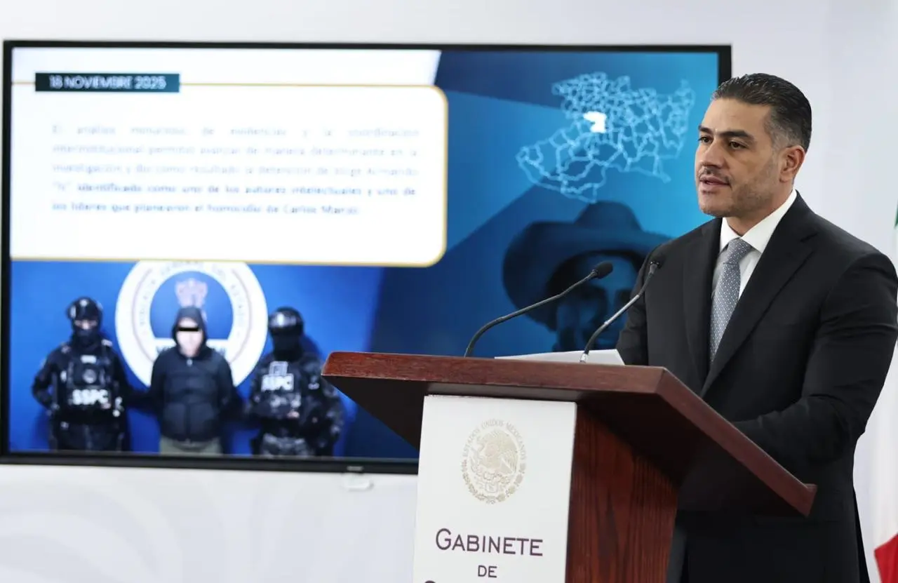 Omar García Harfuch informa detención de implicado clave en el asesinato de Carlos Manzo.