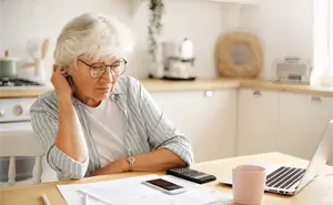 ¿Cuando aumente el salario mínimo, también aumentarán las pensiones en México?