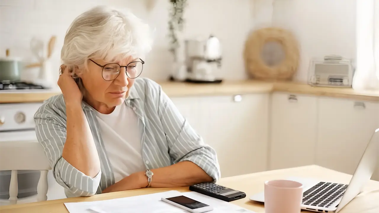 Miles de jubilados que reciben pensión doble del IMSS dejarán de contar con este doble ingreso.