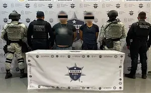 Autoridades detienen a siete personas y aseguran armas y drogas en operativos en Michoacán