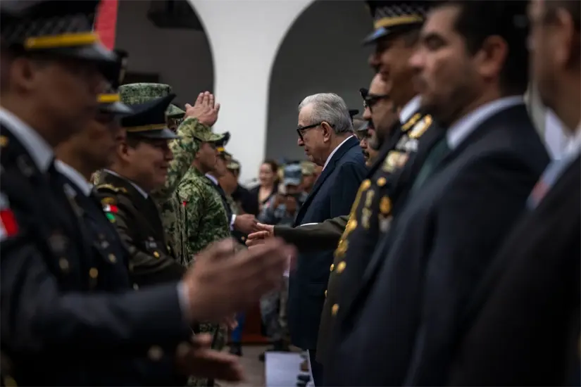Gobernador Rocha Moya lidera ascensos militares y desfile por la Revolución Mexicana en Sinaloa