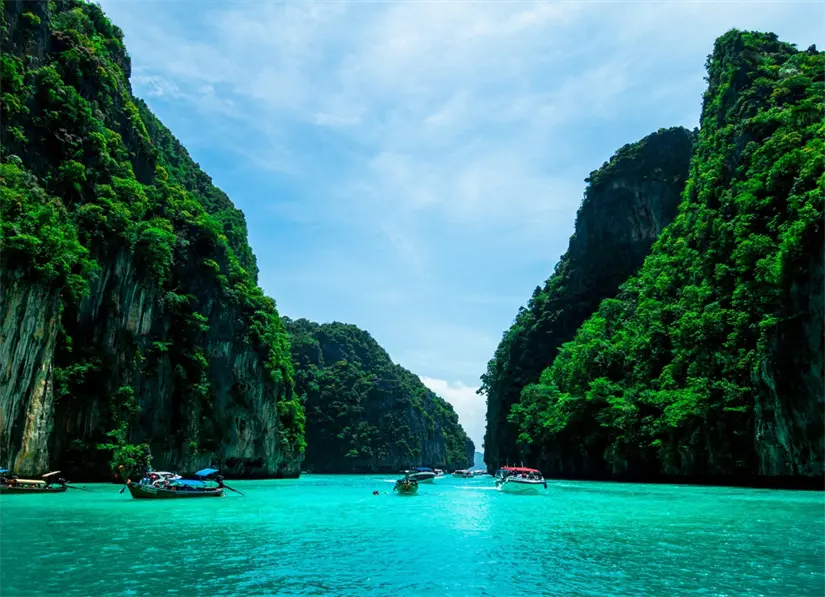 Disfruta de la naturaleza en Phuket, Tailandia. Foto: Unsplash. 