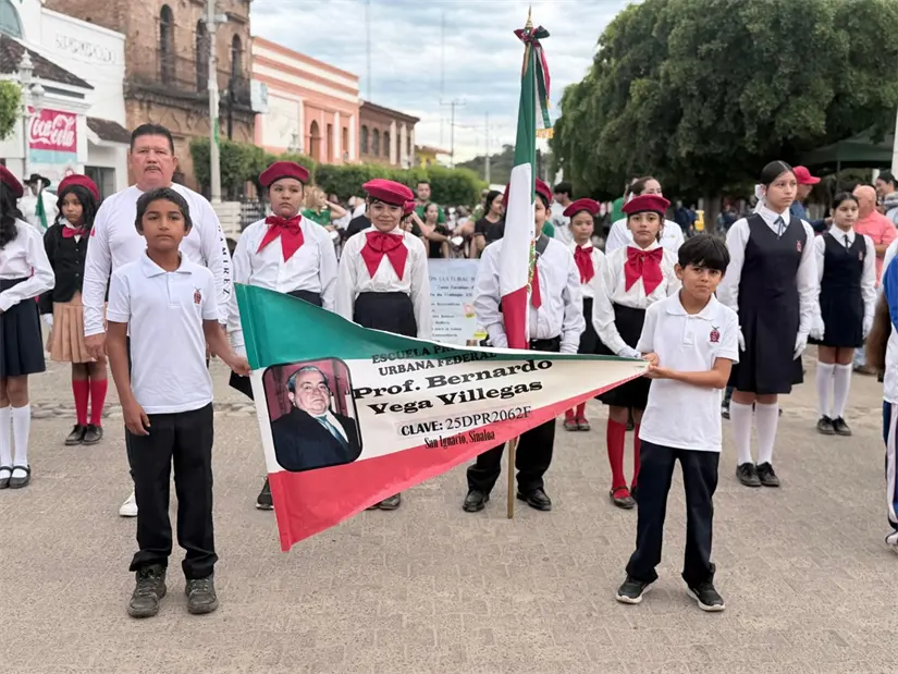 San Ignacio conmemora el 115 aniversario de la Revolución Mexicana con gran participación escolar