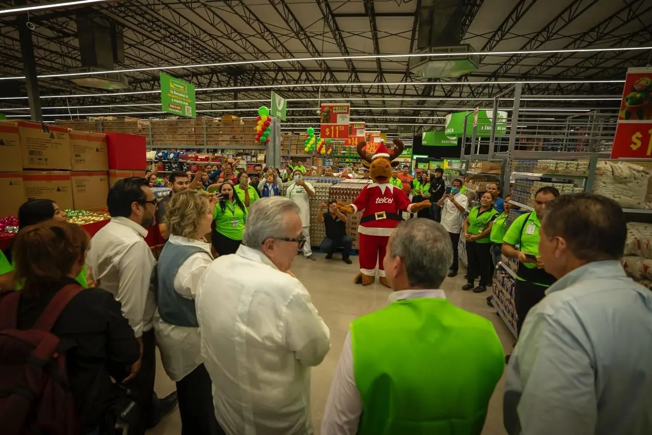 Walmart abre su sucursal número 77 en Sinaloa y fortalece su compromiso social.