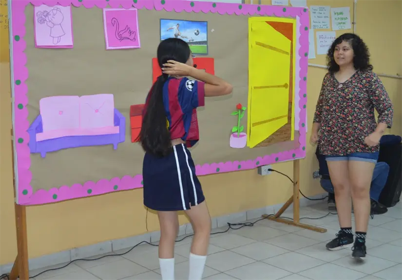Líderes de Paz de Suma Sociedad Unida IAP llevaron al escenario una historia que promueve la igualdad de género y el trabajo en equipo. Foto: Juan Madrigal