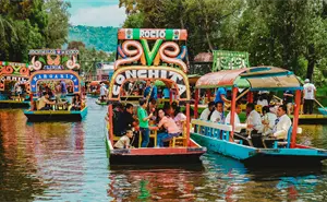 ¿Cuánto cuesta pasear en las trajineras en Xochimilco?