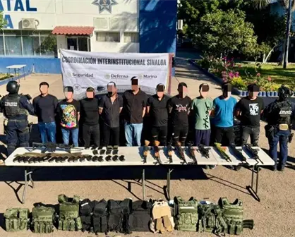 Operativo en Portalegre deja 10 detenidos y decomiso de arsenal en Culiacán